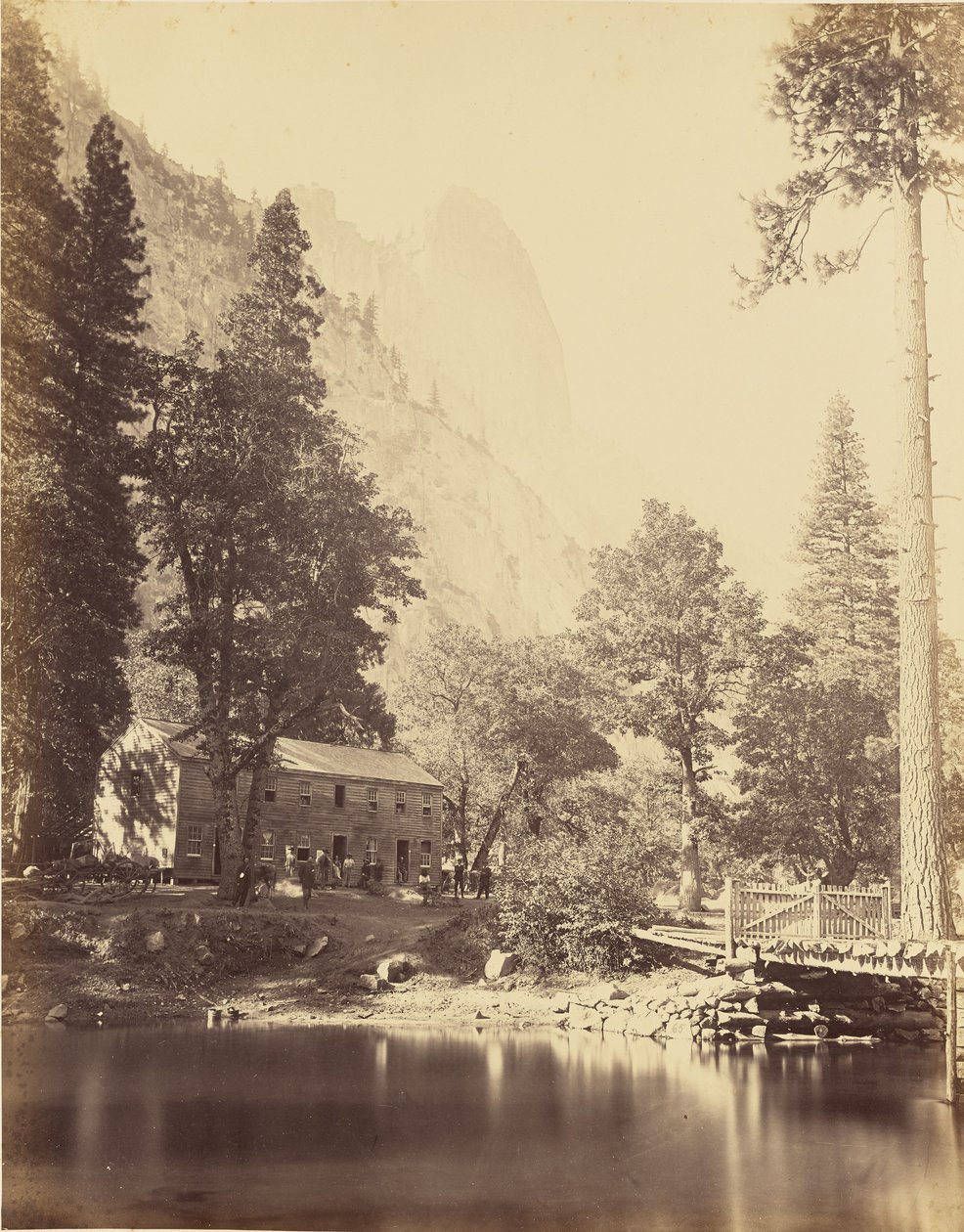 O sentinela e o hotel de Carleton Watkins