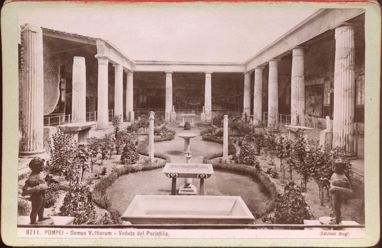 Casa dos Vettii em Pompeia, cerca de 1880 (fotografia) de Carlo Brogi