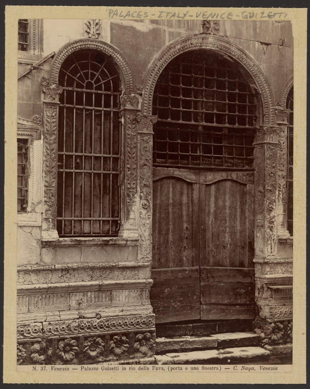 Palácio Guizetti de Carlo Naya