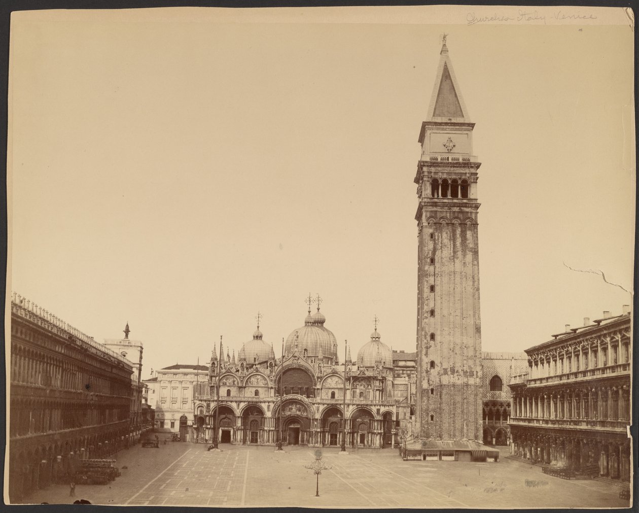 Basílica de São Marcos com o campanário, Veneza de Carlo Naya