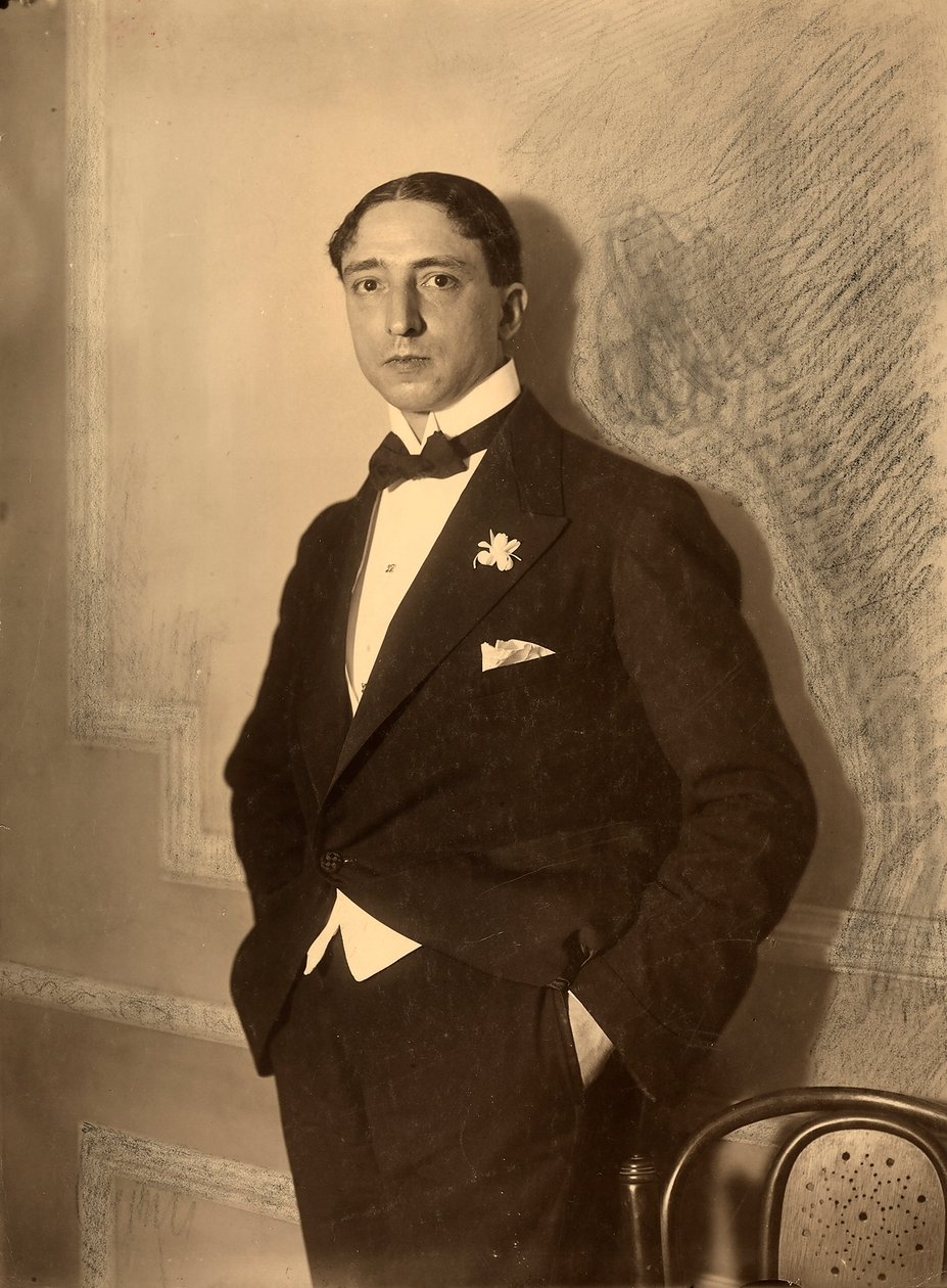 Retrato do jornalista Luigi Barzini em traje formal de Carlo Wulz