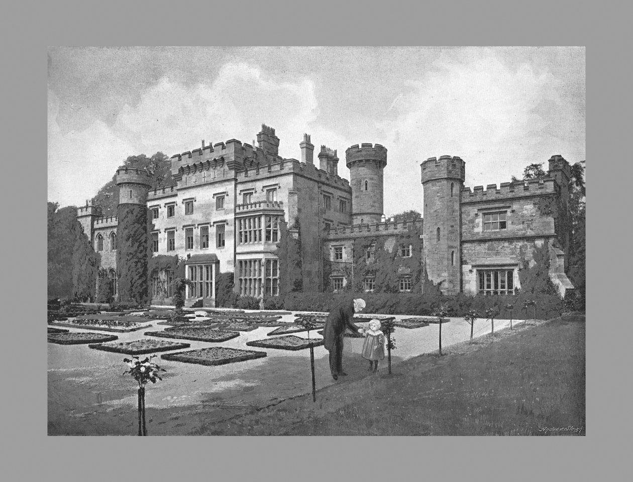 Castelo de Hawarden, c1900 de Catherall and Pritchard