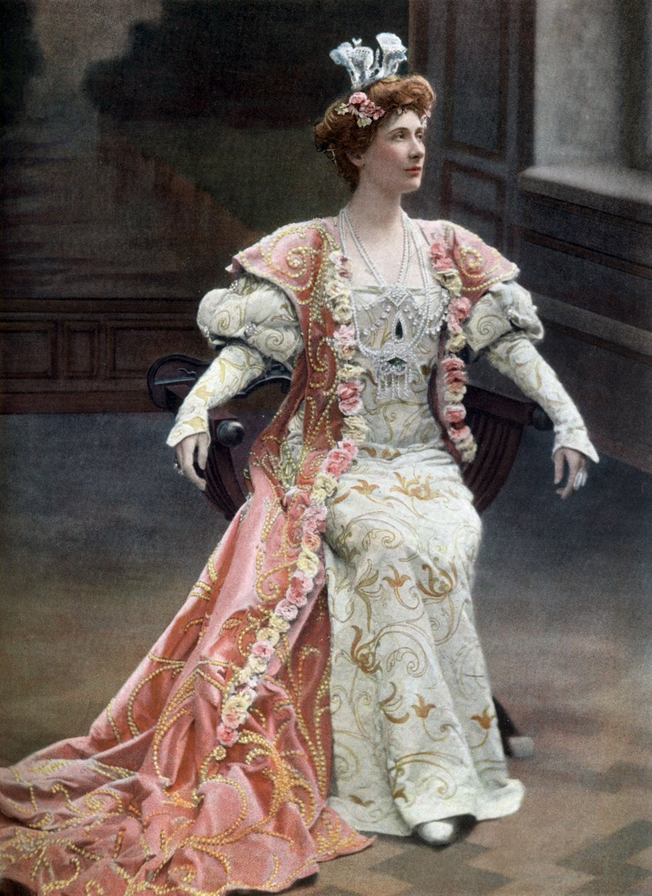 A cantora de ópera escocesa Mary Garden (1874-1967) como Orlanda na ópera "La reine Fiammette" em Paris, foto de Cautin et Berger do jornal francês "Le Theatre" 11 de fevereiro de Cautin and Berger