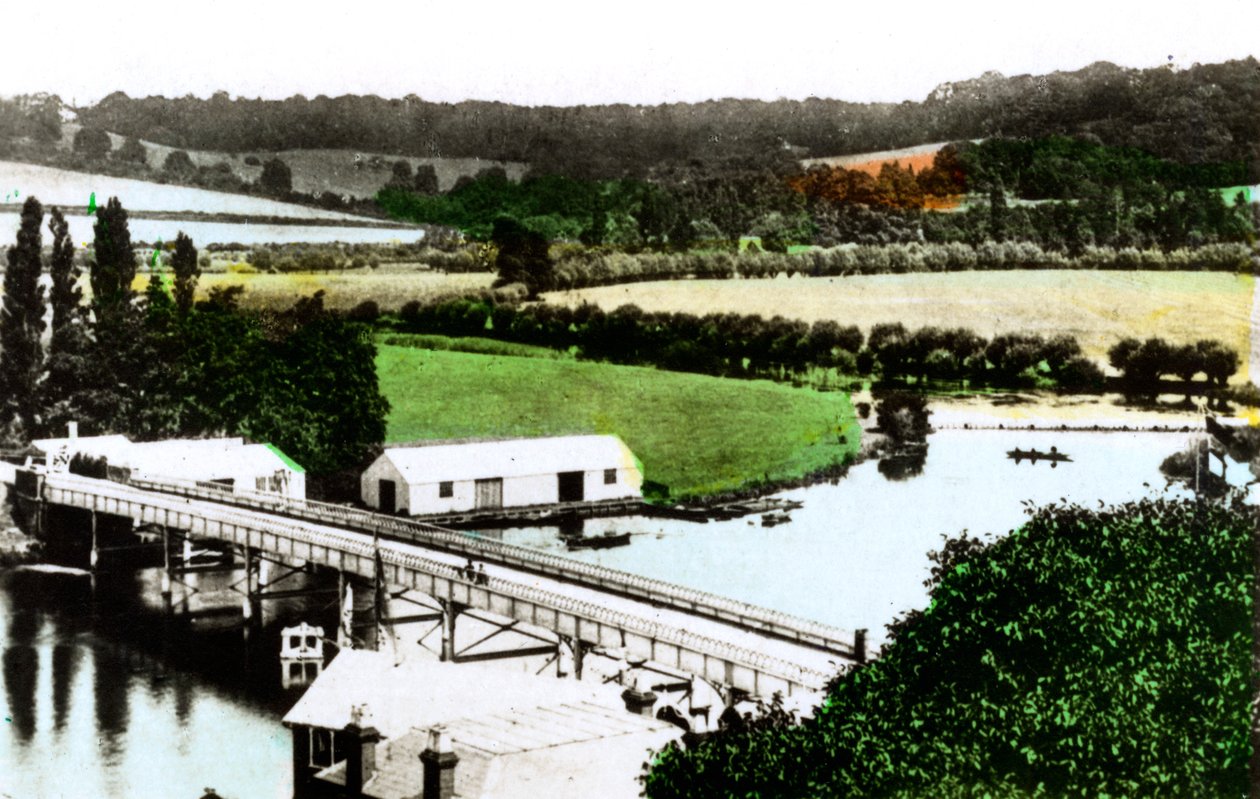 Cookham, Berkshire, 1926. de Cavenders Ltd