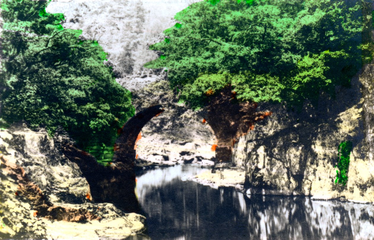 Ponte romana em Bettws-y-Coed, Gwynedd, 1926. de Cavenders Ltd