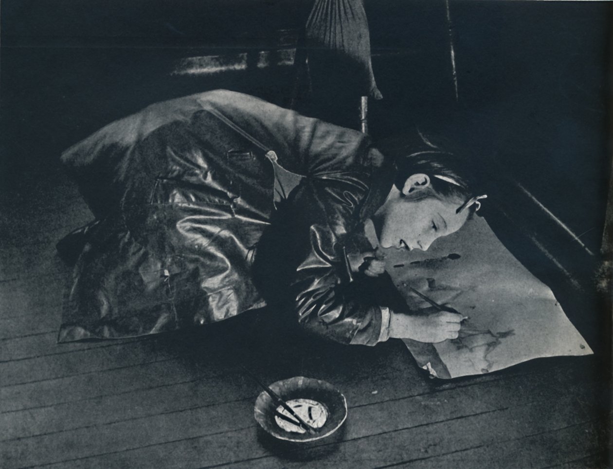 Uma garotinha deixada para trás imagina a jornada para o país, 1941 de Cecil Beaton