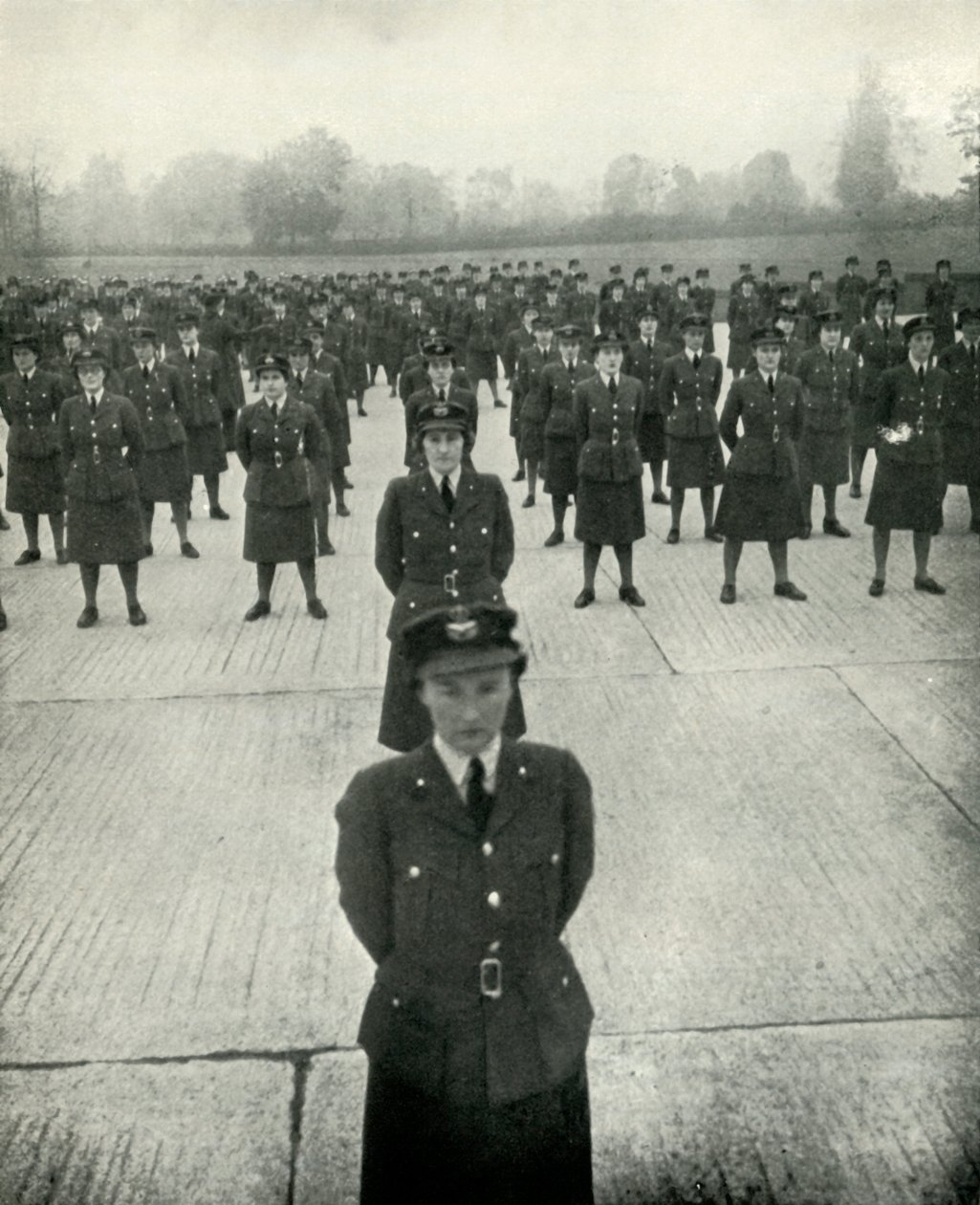 Oficiais da WAAF em sua escola de instrução, c1943. de Cecil Beaton