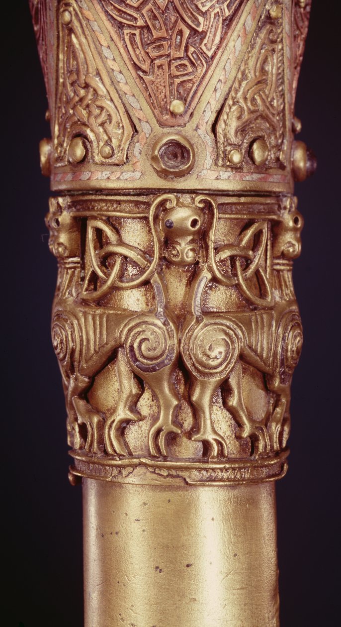Clonmacnoise Crozier, County Offaly, madeira Viking Age envolta em folha de bronze com detalhes incrustados de prata de 228692 de Celtic