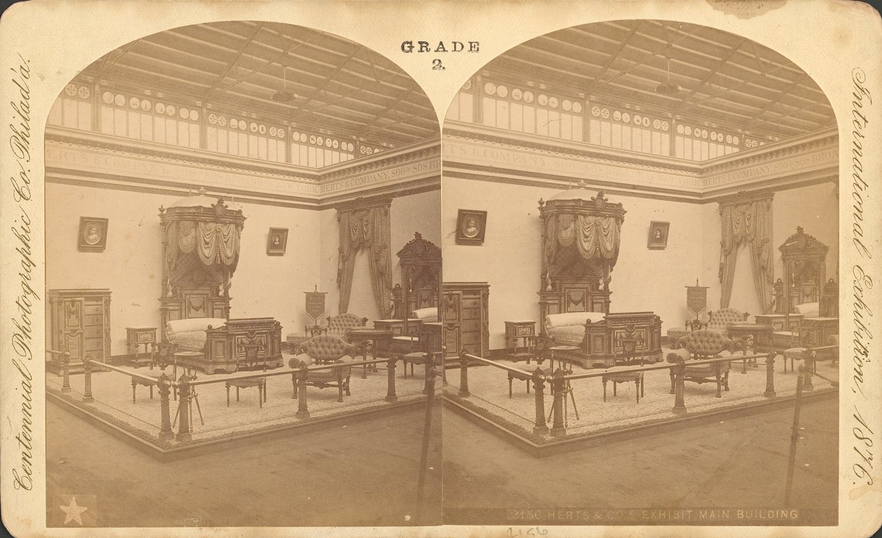 Exposição de móveis Herts & Co.