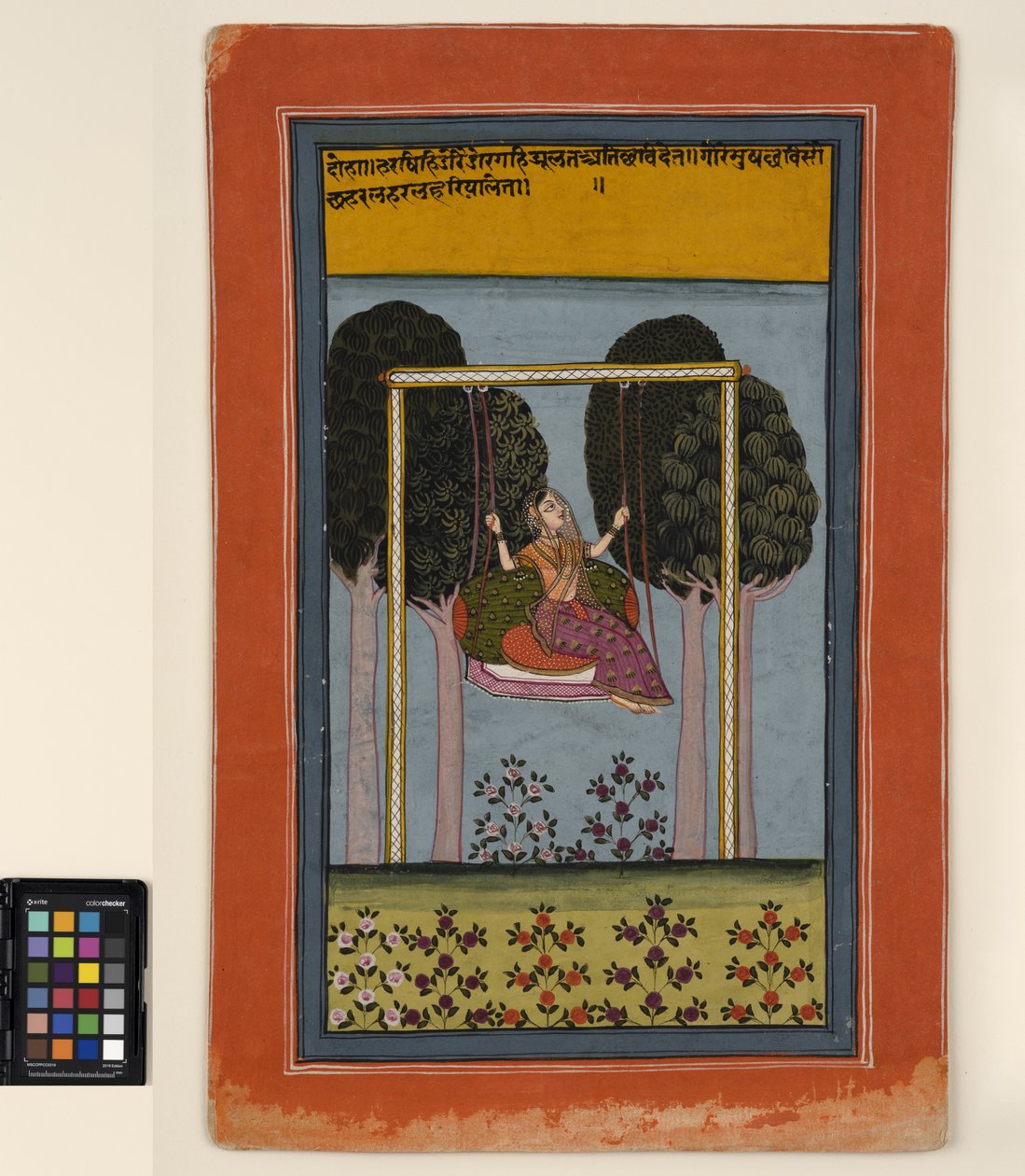Uma mulher em balanço, c.1800 (aquarela opaca e ouro sobre papel) de Central Indian School