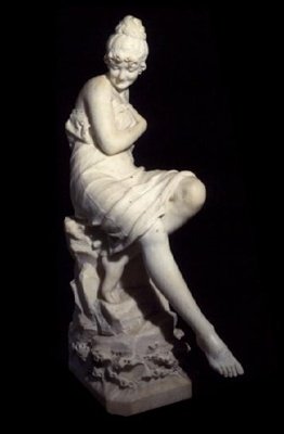 À beira-mar (mármore) de Cesare Lapini