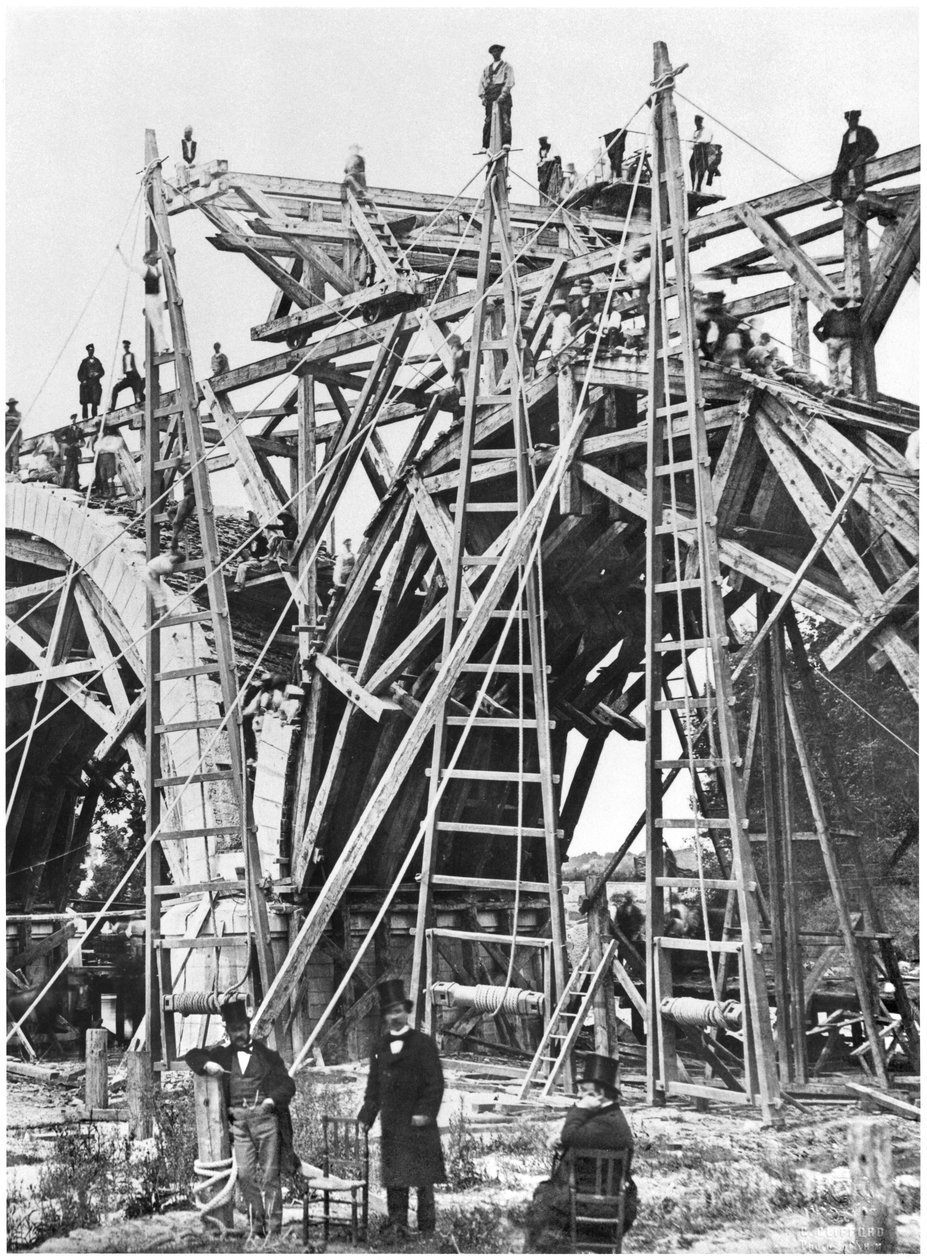 Construção da Ponte dos Franceses em Madri, 1859 de Charles Clifford