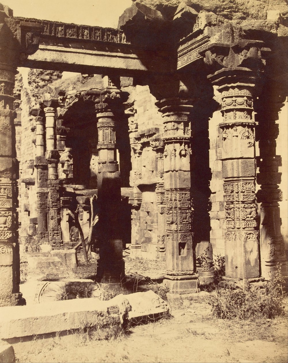 Exterior, de, a, templo hindu, em, Kootub de Charles Moravia