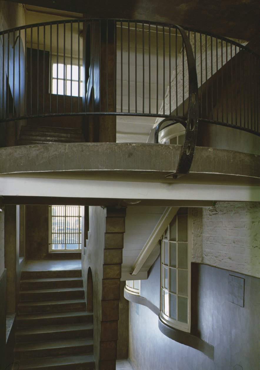 Vista da Escadaria Leste, construída entre 1897 e 1999 de Charles Rennie Mackintosh