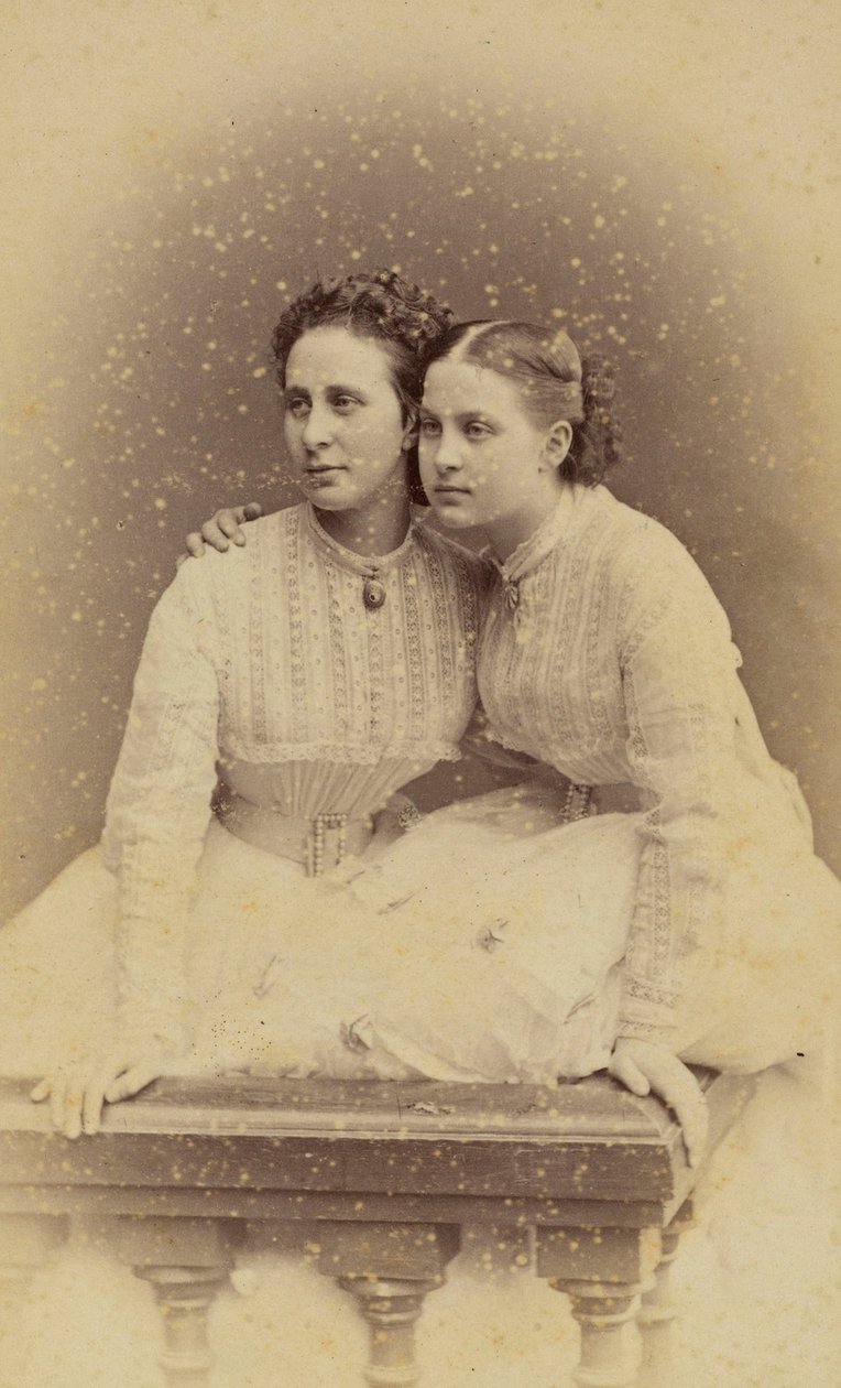 Alexandra Iossifovna de Russie (nee princesse Alexandra de Saxe Altenbourg) e Olga Constantinovna de Russie - Retrato da Grã-Duquesa Alexandra Iossifovna (1830-1911) e da Grã-Duquesa Olga Constantinovna da Rússia (1851-1926), de Bergamasco, Charles (Ka Ka de Charles Bergamasco