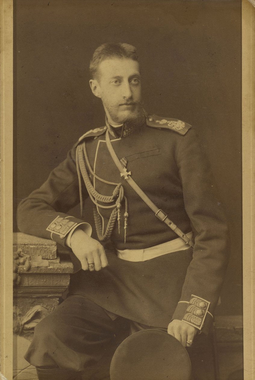 Constantin Constantinovitch de Russie - Retrato do Grão-Duque Constantino Constantinovich da Rússia (1858-1915), por Bergamasco, Charles (Karl) (1830-1896). Albumina Foto, c. 1880. Arquivo de Fotografia e Cinema do Estado Russo, Krasnogorsk de Charles Bergamasco