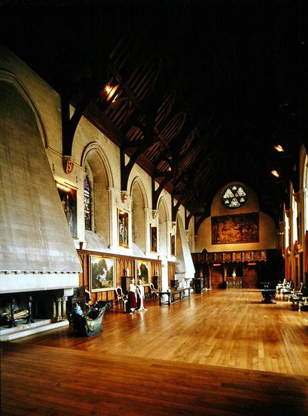 A Sala dos Barões, Castelo de Arundel (foto) (ver também 279187) de Charles Alban Buckler
