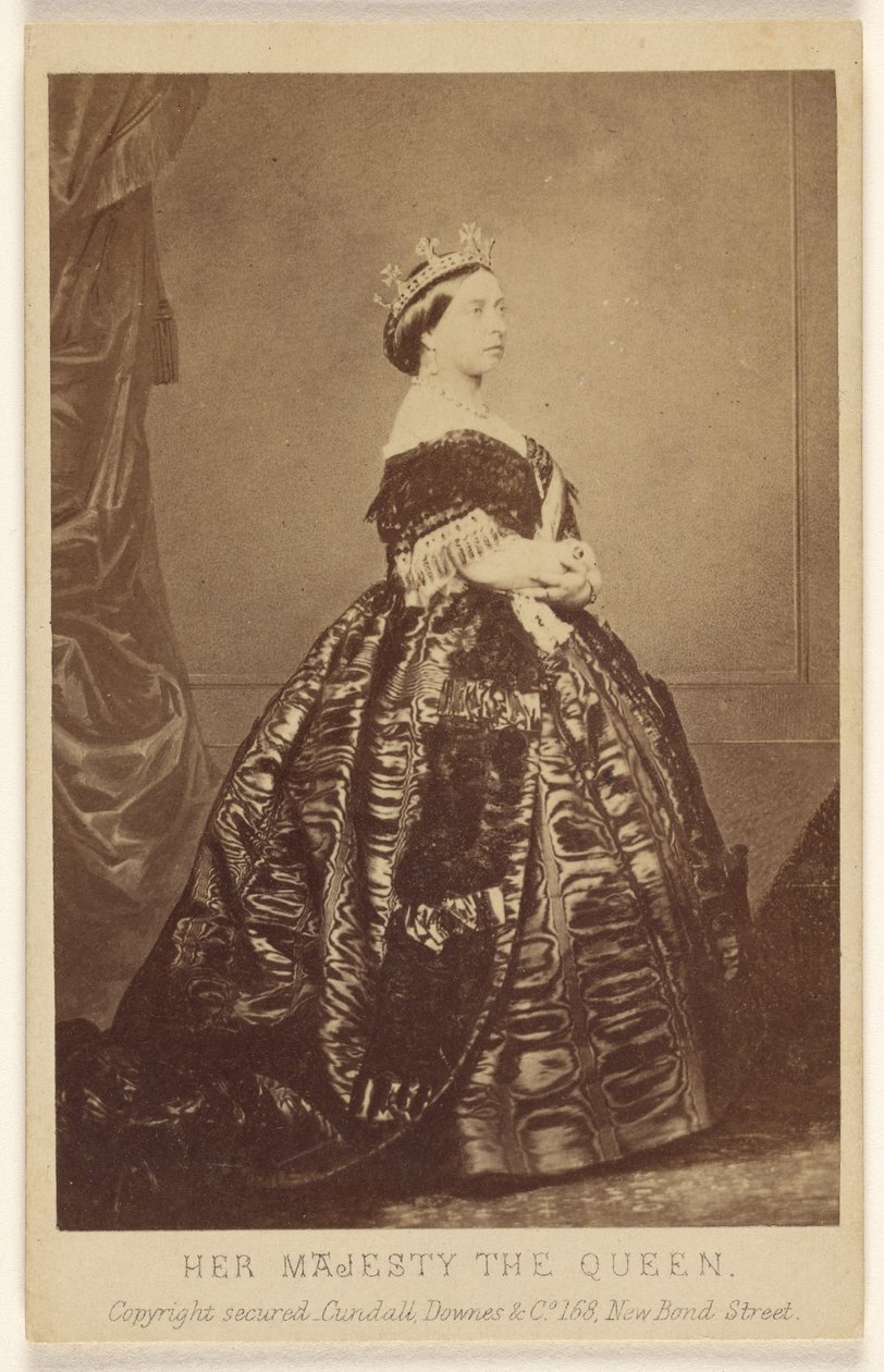 Sua Majestade a Rainha. de Charles Clifford