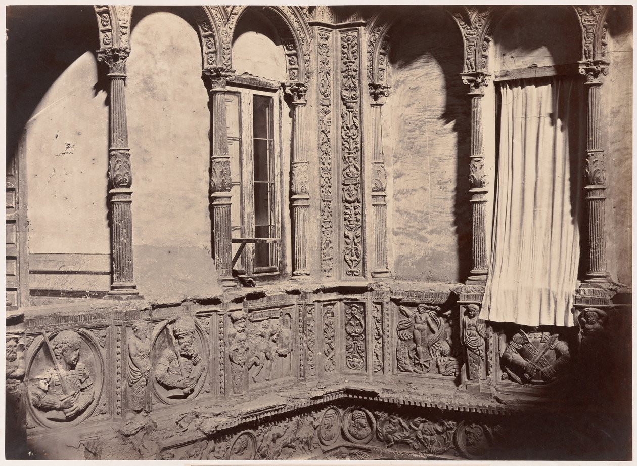 Saragoça, Pátio da Casa Conhecida pelo Nome dos Infantes, 1860. de Charles Clifford
