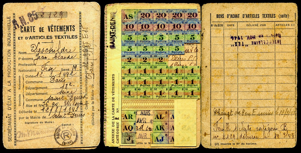 Cartão de Racionamento/Cartão de Roupas/Secretaria de Produção Industrial/Segunda Guerra Mundial 1941 de Augustus Kollner