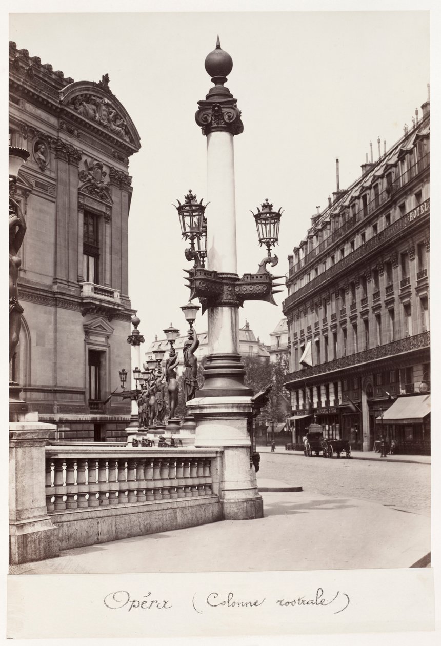 Coluna Rostral Opéra, c. 1875 de Charles Marville