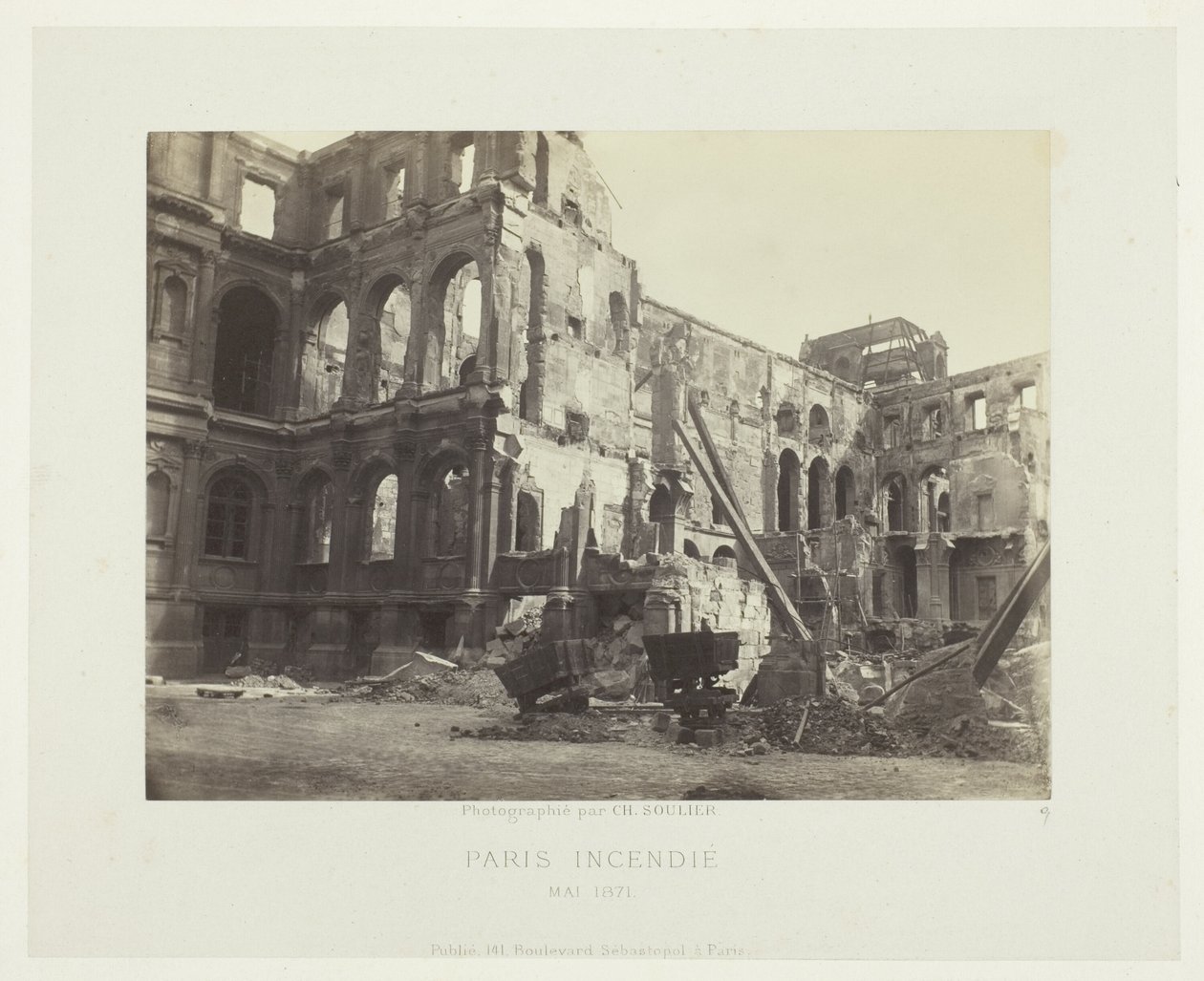 Paris Fire (Tribunal de Honra da Prefeitura) de Charles Soulier