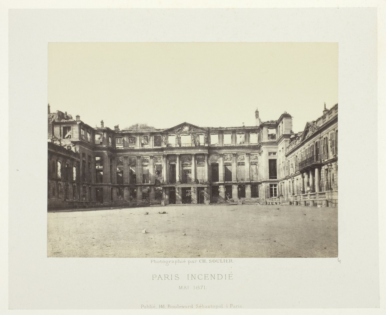 Paris Fire (Fachada do Palais de Saint-Cloud), da série "Paris Incendié" de Charles Soulier