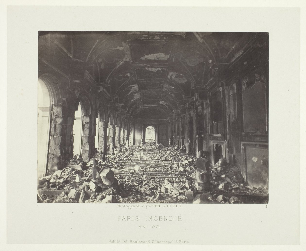 Incêndio de Paris (Grande Salão do Conselho de Estado) de Charles Soulier