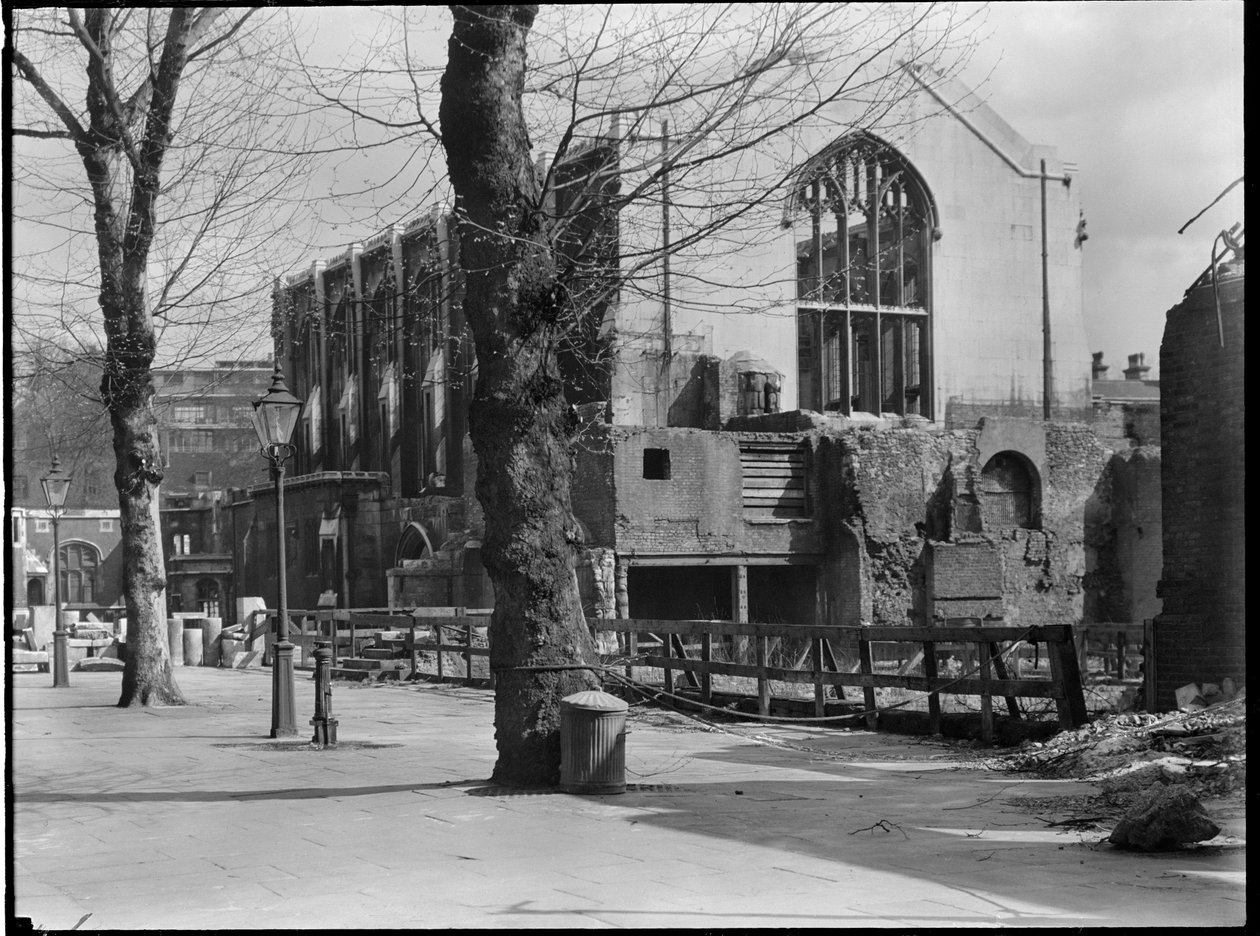 Inner Temple Hall, Temple, City of London, Greater London Authority, 1940-1945. de Charles William Prickett