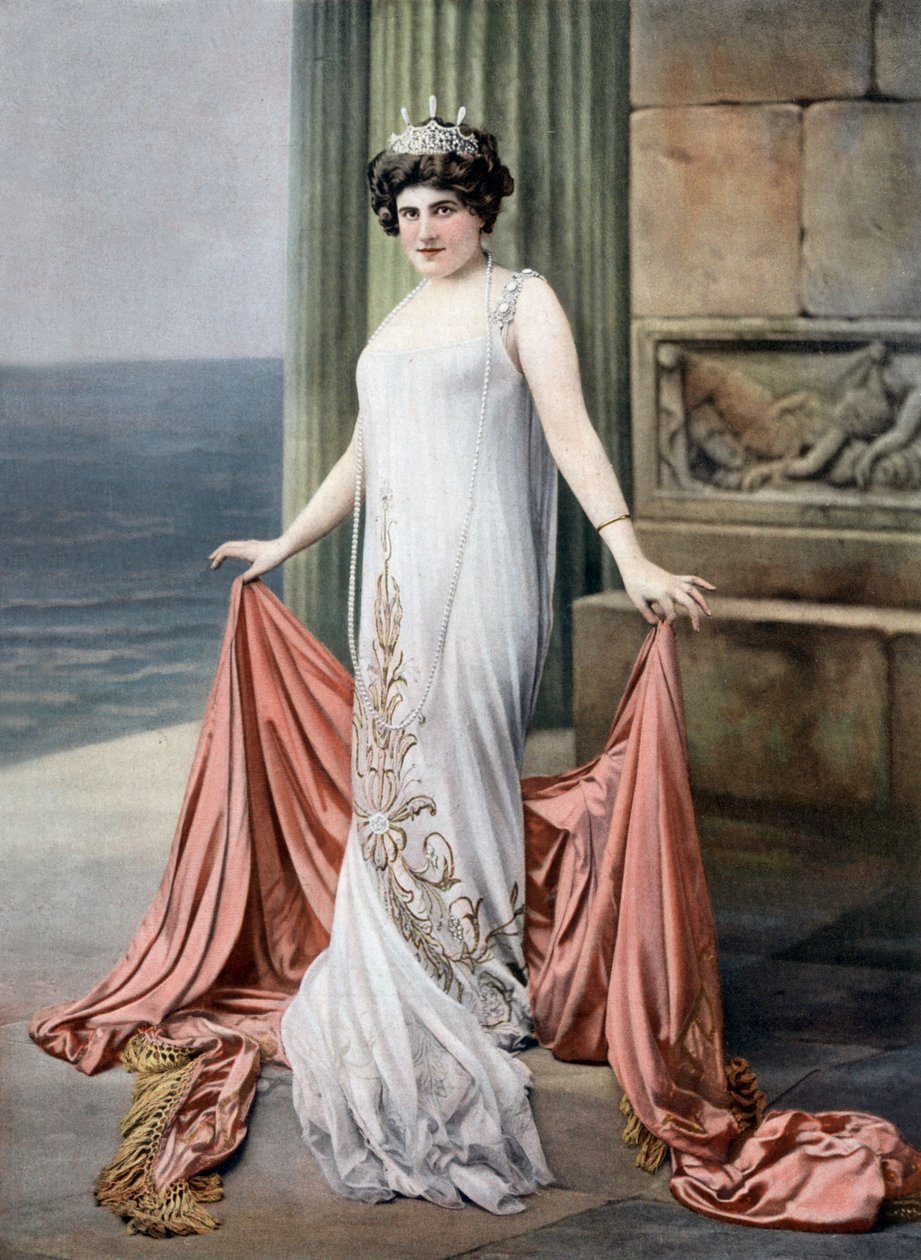 A soprano francesa Zina Brozia no papel de Thais na ópera "Thais", foto de Cheri Rousseau do jornal francês "Le Theatre", 11 de janeiro de Cheri Rousseau