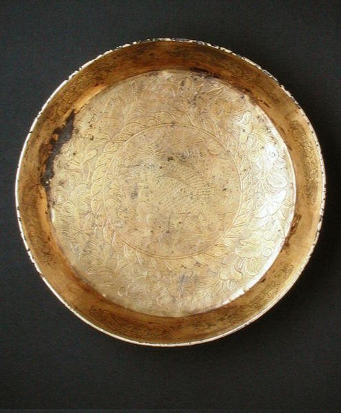 Bacia, dinastia Tang (prata dourada) de Chinese School