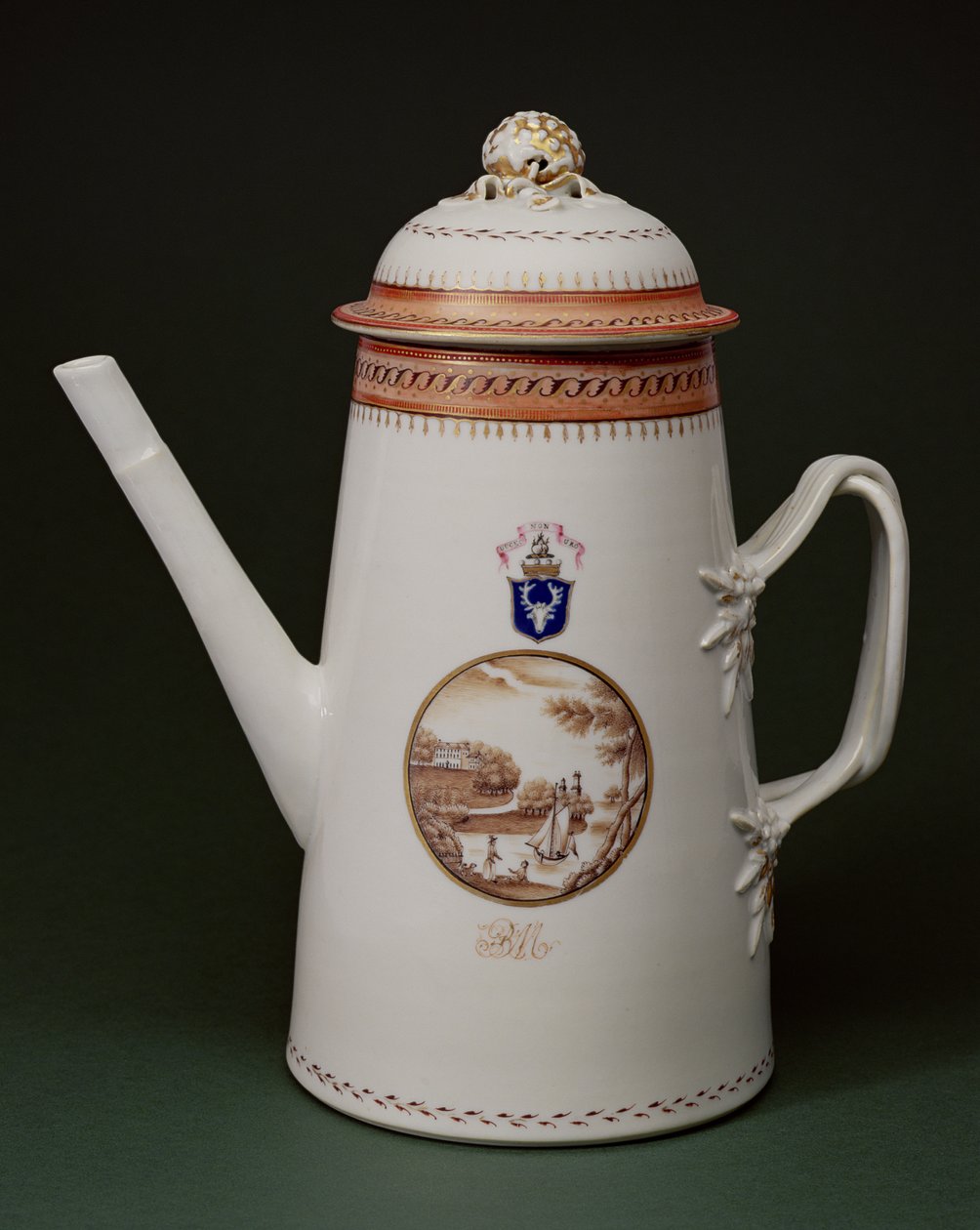 Panela de Café Armorial, com os braços de Machenzie, c.1790 (porcelana) de Chinese School