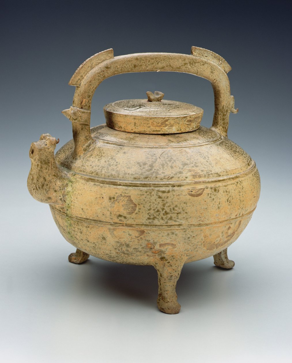 Chaleira de cerâmica vitrificada, Período dos Reinos Combatentes, 1027-220BC (cerâmica) de Chinese School