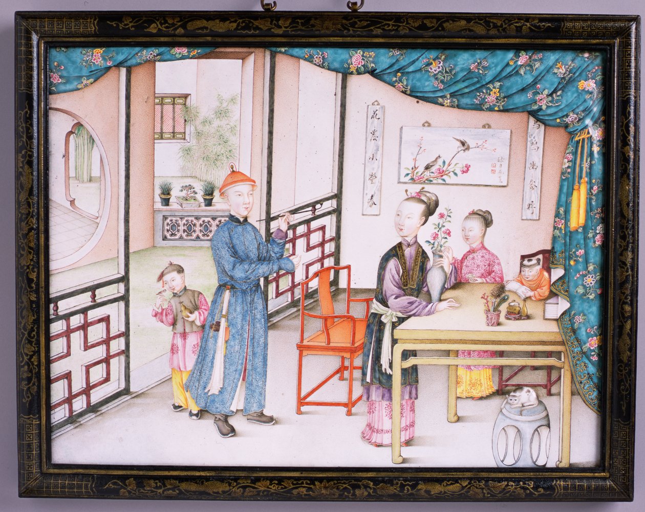 Painel Imperial Canton, período Qianlong, 1736-95 (repousse esmalte) (ver 207217 para par) de Chinese School