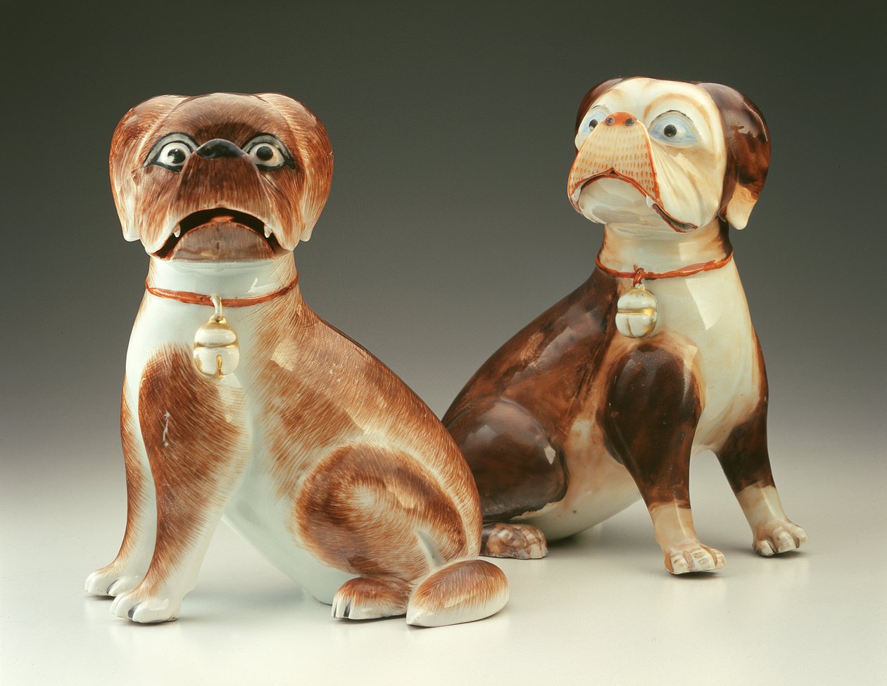 Par de cães Pug (porcelana) de Chinese School