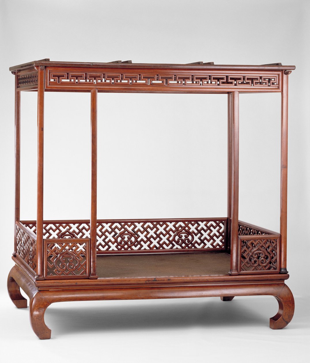 Cama de dossel com seis colunas, dinastia Ming (madeira) de Chinese School