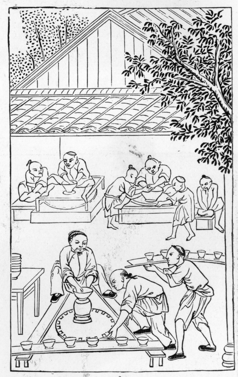 Virando copos, de uma série de ilustrações na fabricação de porcelana (ver 384116 e 384117 para toda a série) de Chinese School