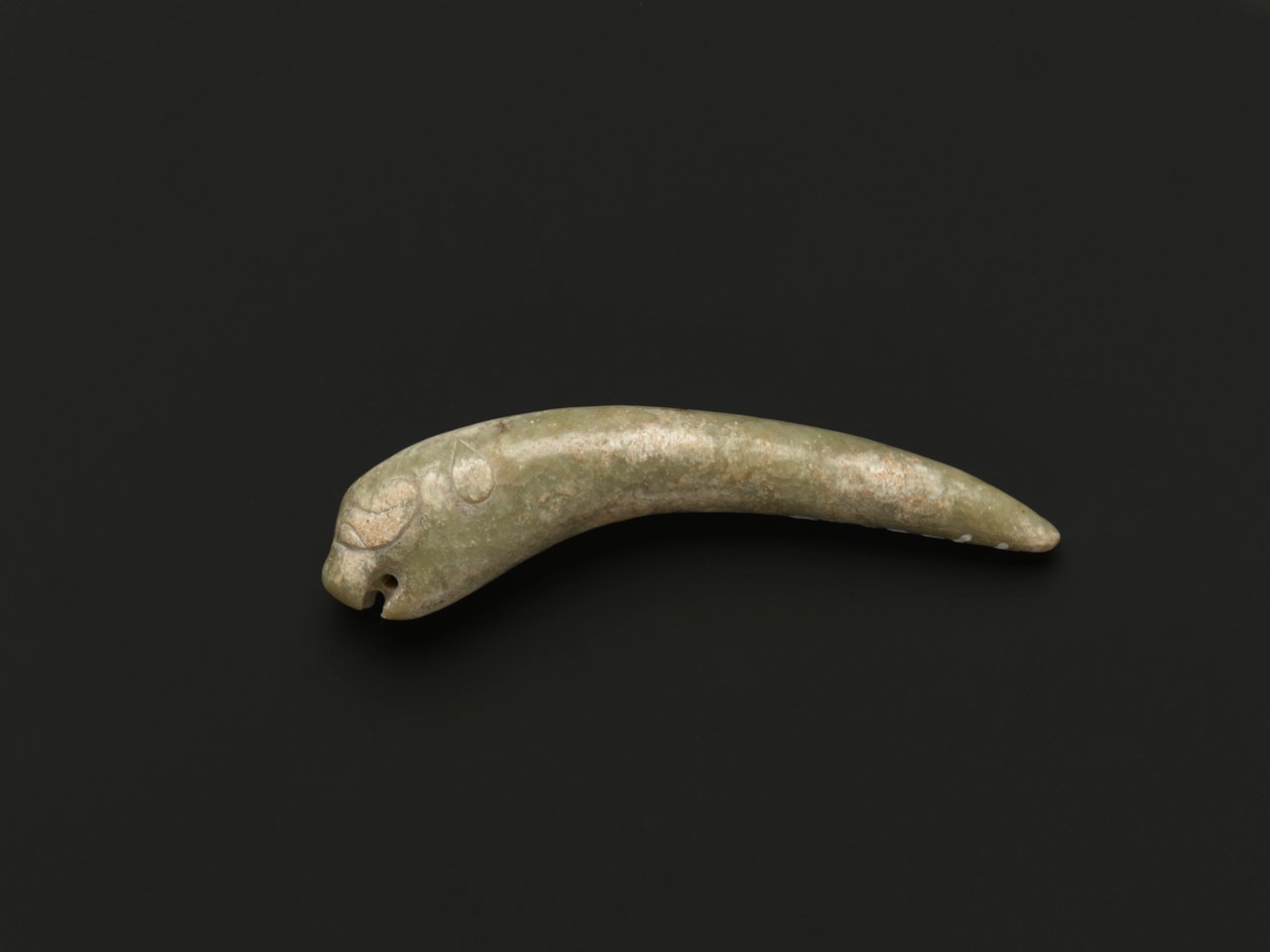 Orifício de enterro plug em forma de salto estilizado (nephrite verde mosqueado) de Chinese School Chinese School