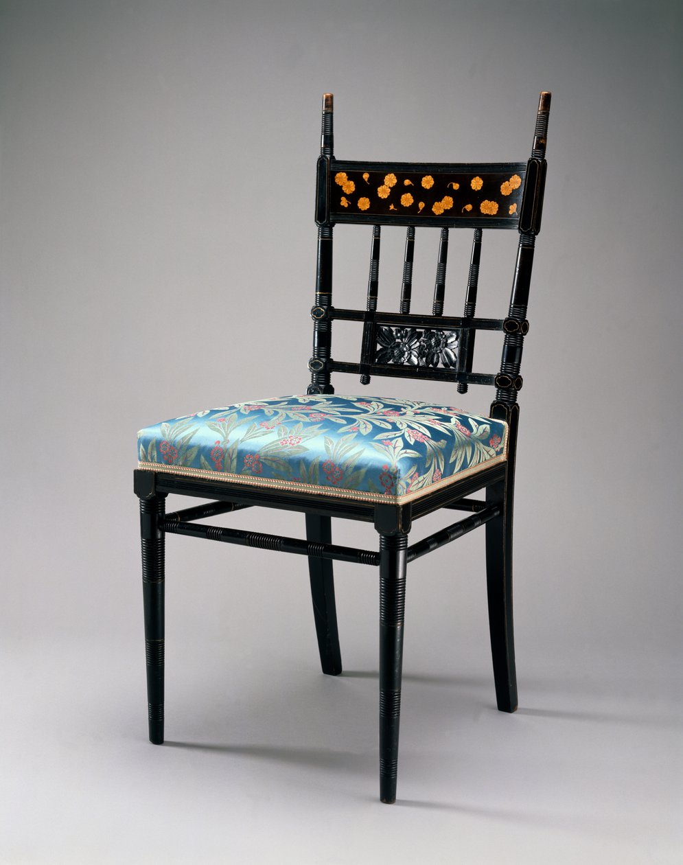 Cadeira lateral, Herter Brothers Company, c.1876-79 (cereja, dourado e estofamento) de Christian and Gustave 1830 98 Herter