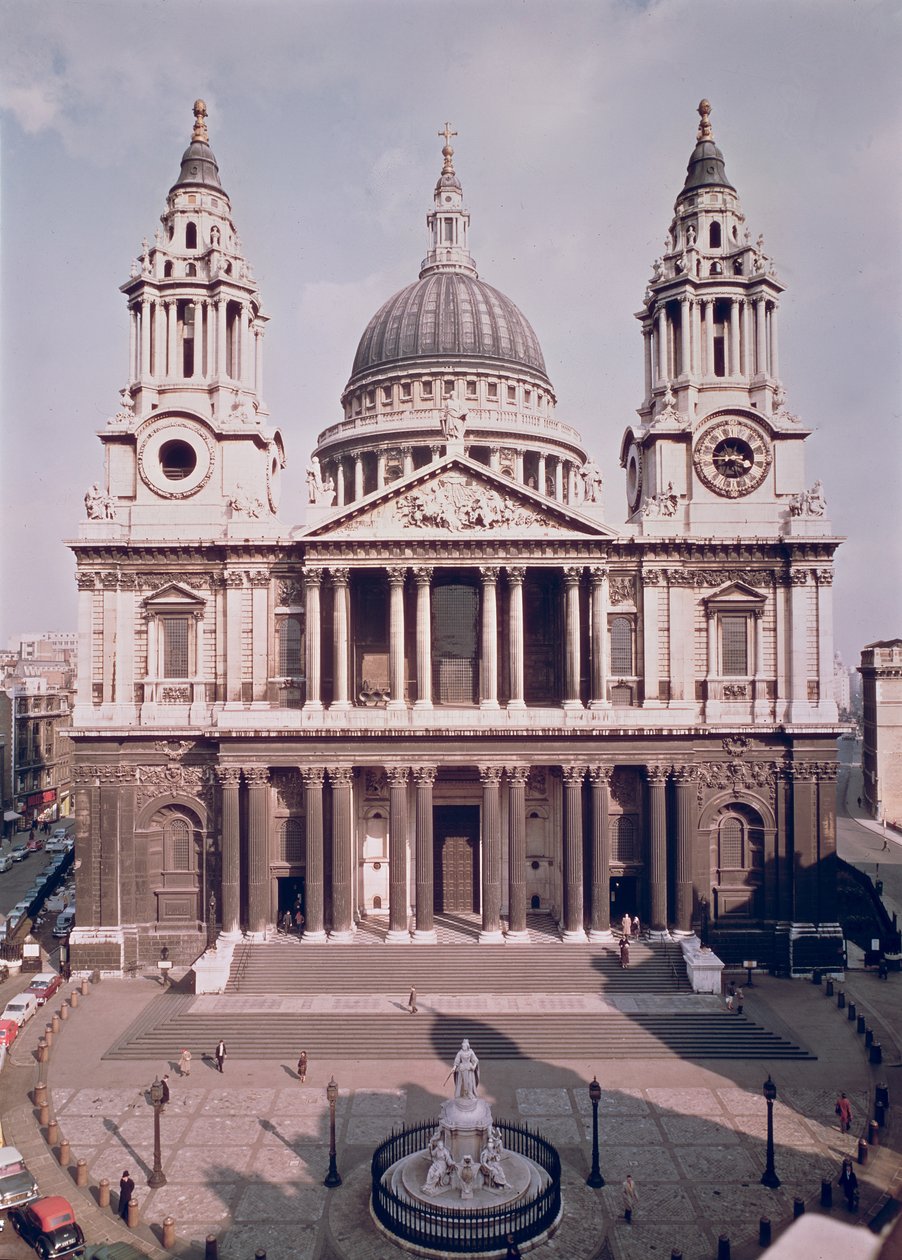 Vista do exterior, construído em 1695-1711 de Christopher Wren