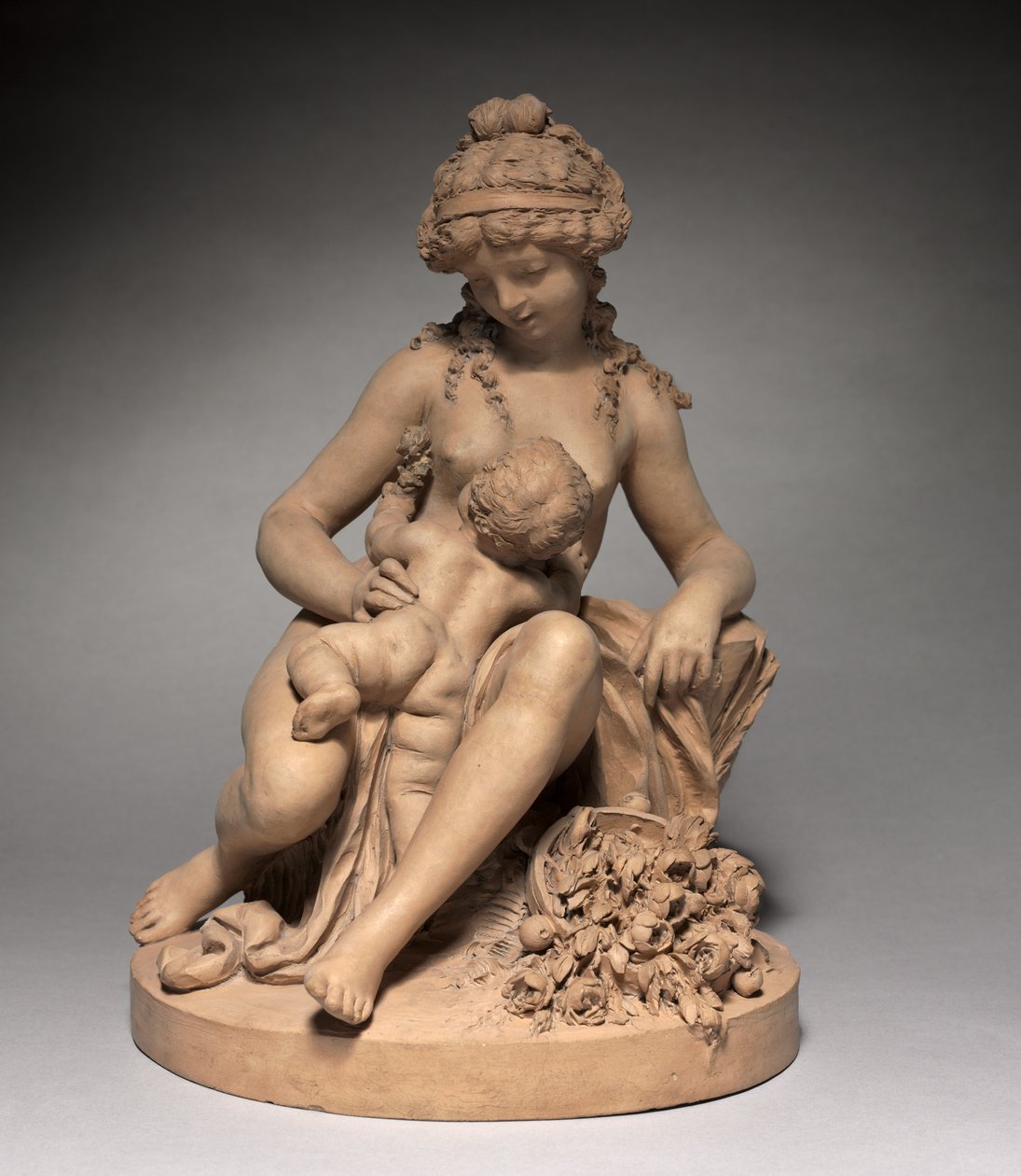 Mulher jovem e criança brincando, década de 1780 de Claude Michel Clodion