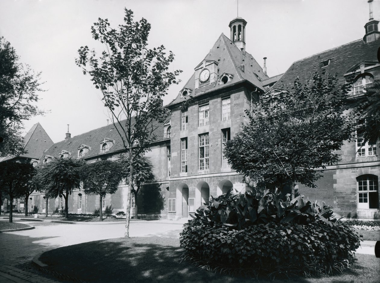 Hospital St. Louis, Paris, 1607-12 de Claude Villefaux