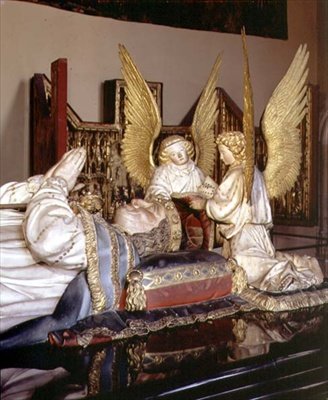 Detalhe da efígie e dois anjos, do túmulo de Filipe o Negrito, Duque de Borgonha (1342-1404), por Jean de Marville (d.1389), Claus Sluter (d.1405/6) e Claus de Werve (c.1380-1439), comissionado para o mosteiro de Champmol de Claus and Marville Jean de Sluter