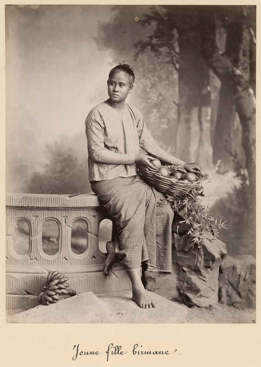 Jovem birmanesa, c.1880 (albumen imprimir de um negativo de vidro) de Colin Roderick Murray