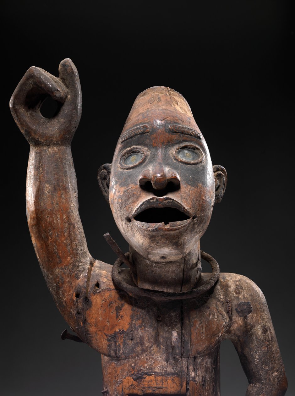 Nkisi (madeira, ferro e vidro) de Congolese