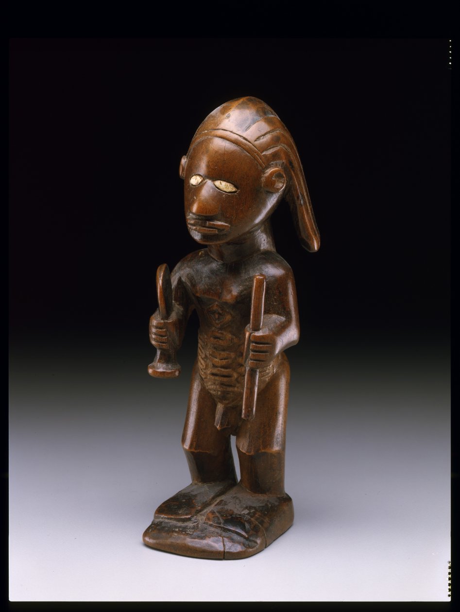Figura masculina em pé, pessoas Bembe de Congolese Congolese