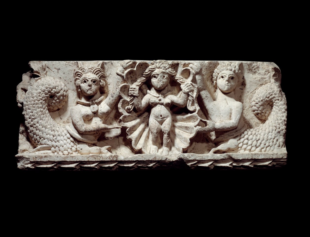 Arte copta: o nascimento de Vénus (Afrodite). relevo calcário do Egipto. Século V DC. Sol 0,71x0,29 m Paris, musee du Louvre de Coptic