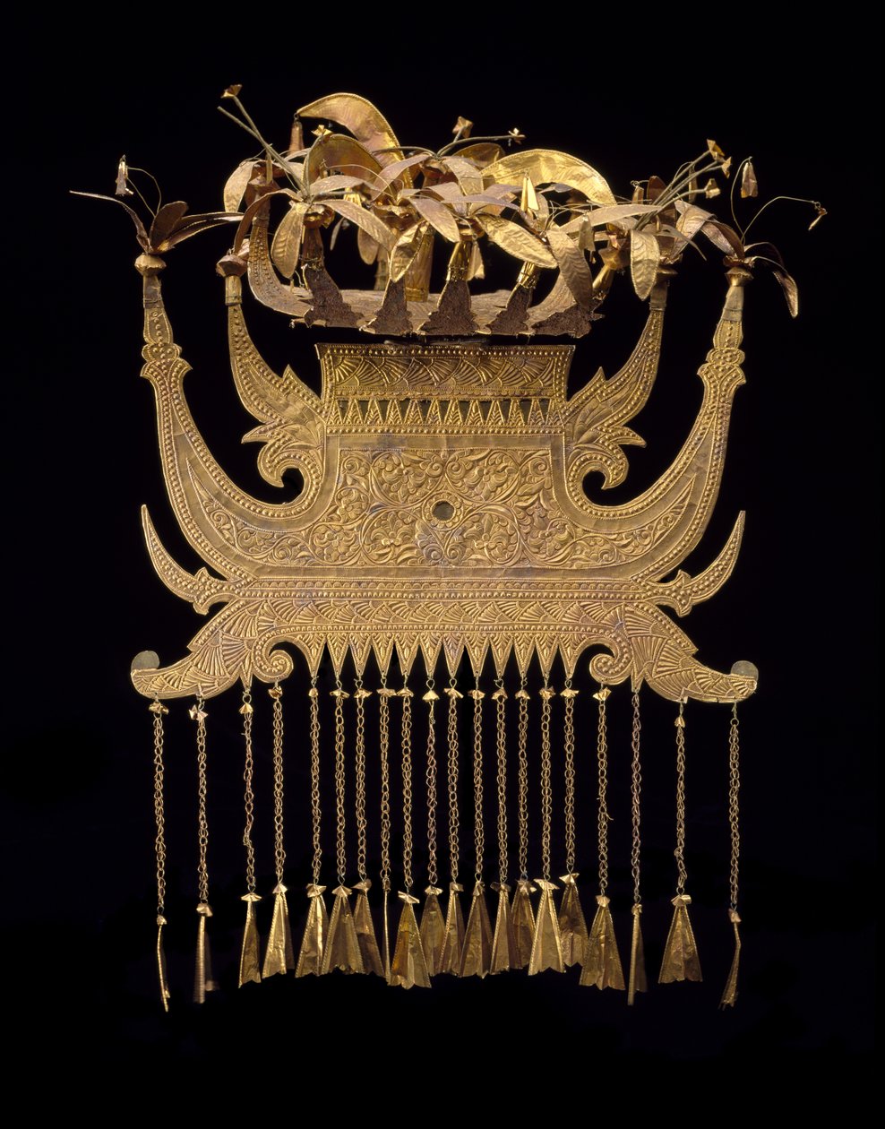 Cocar, final do século 19 ao início do 20 (ouro e folha de ouro) de Culture Minangkabau