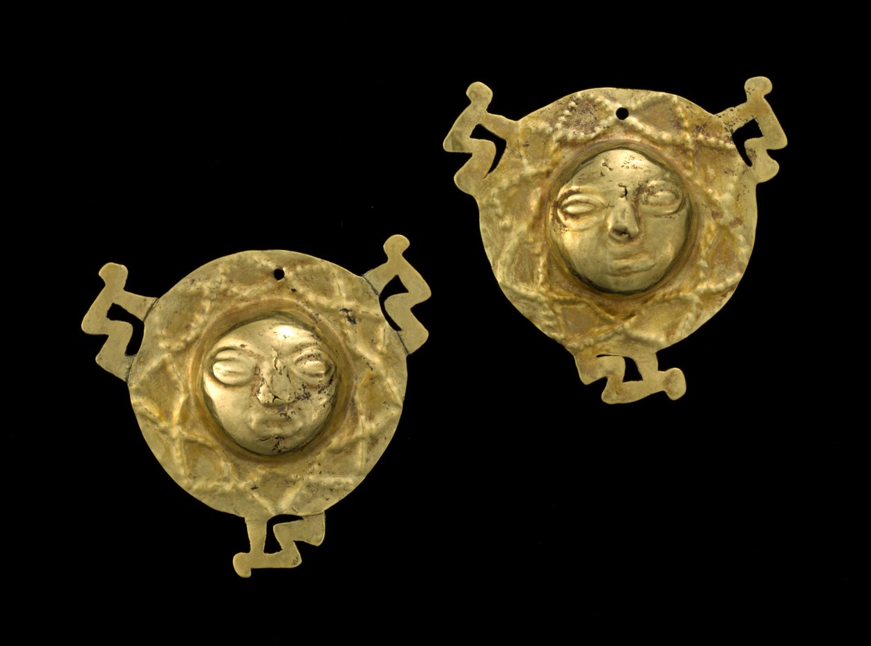Par de enfeites de orelha, 600-1600 DC (ouro) de Culture Nariño