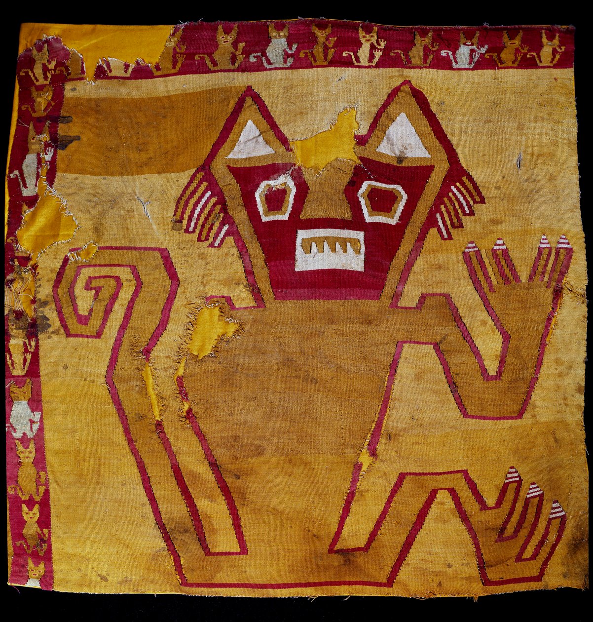 Arte pré-colombiana, civilização Nazca: fragmento de tecido com representação zoomórfica. 100 BC-800 AD. Goteborg, museu etnográfico de Culture Nazca